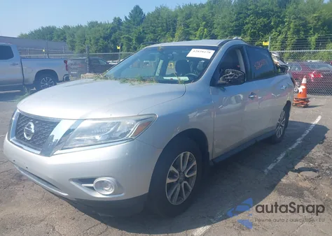 2015 Nissan Pathfinder S z USA, uszkodzony, nr VIN 5N1AR2MM3FC677811